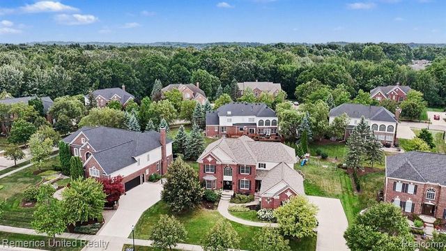 26455 Glenwood Drive, Novi, MI 48374