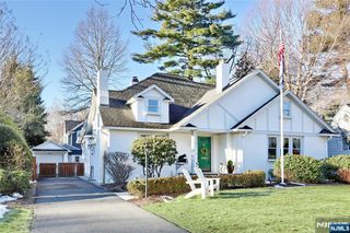 340 Fairway Road, Ridgewood, NJ 07450