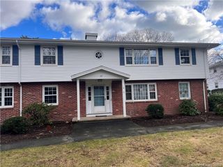 22 College Street 6, Clinton, CT 06413