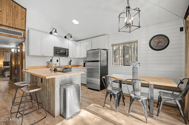 7345 TALL PINE Drive, Pinetop, AZ 85935