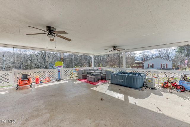 131 Grubb Lane, Bristol, TN 37620
