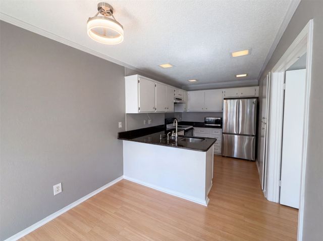 4242 N Capistrano Drive 150, Dallas, TX 75287