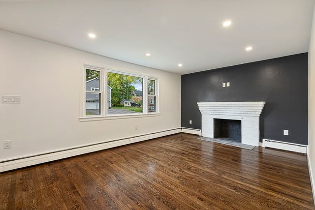 53 Highland St, Walpole, MA 02081