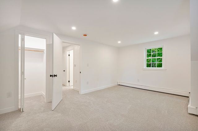 53 Highland St, Walpole, MA 02081