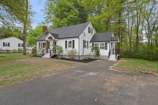53 Highland St, Walpole, MA 02081