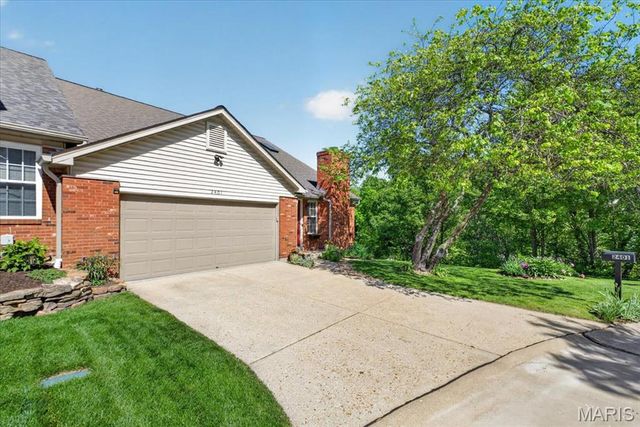 2401 Balaji Court, Ballwin, MO 63011