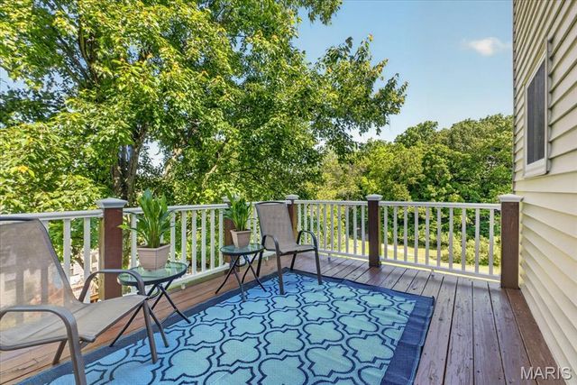 2401 Balaji Court, Ballwin, MO 63011