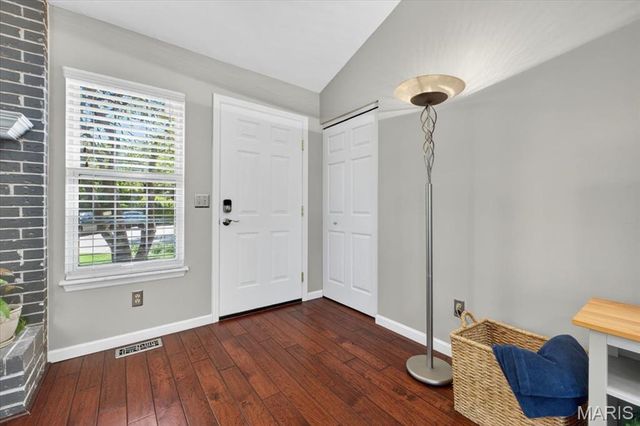 2401 Balaji Court, Ballwin, MO 63011