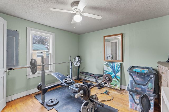 910 NW Georgetown Road NW, Cleveland, TN 37311