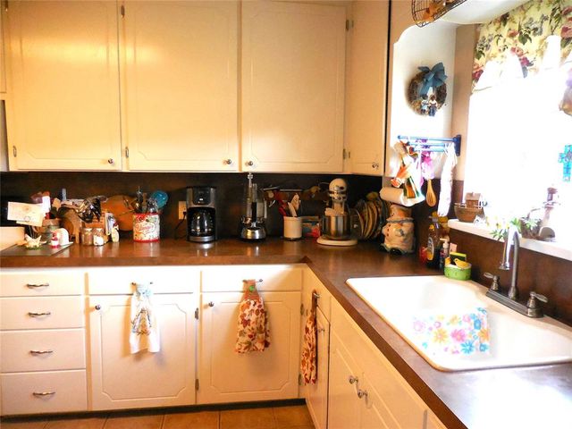 1420 W 17 th Street, Sulphur, OK 73086