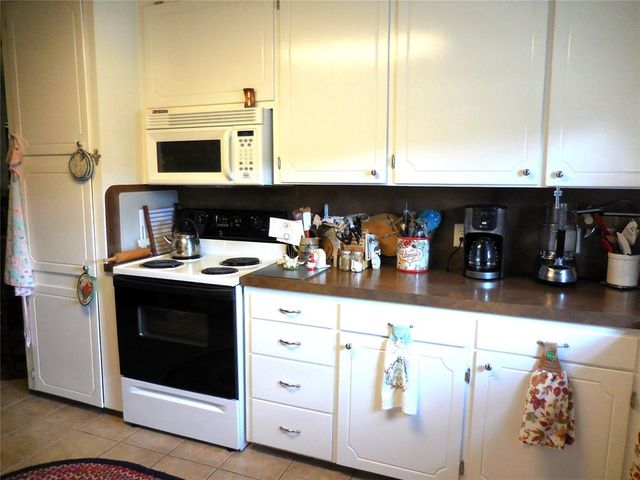 1420 W 17 th Street, Sulphur, OK 73086