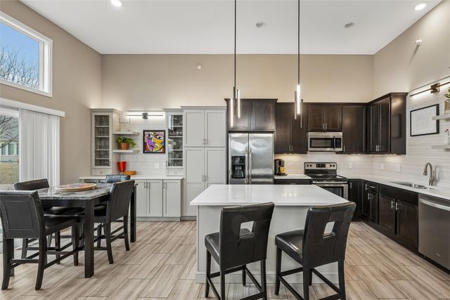 2701 SE 35th Street, Grimes, IA 50111