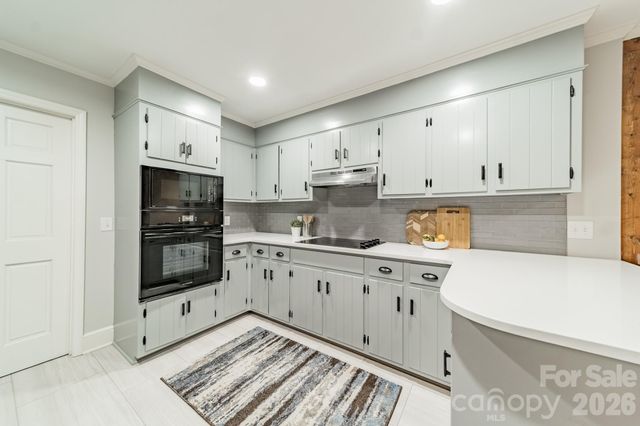 7400 Sample Road, Huntersville, NC 28078