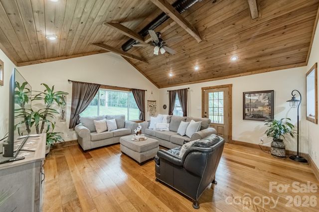7400 Sample Road, Huntersville, NC 28078
