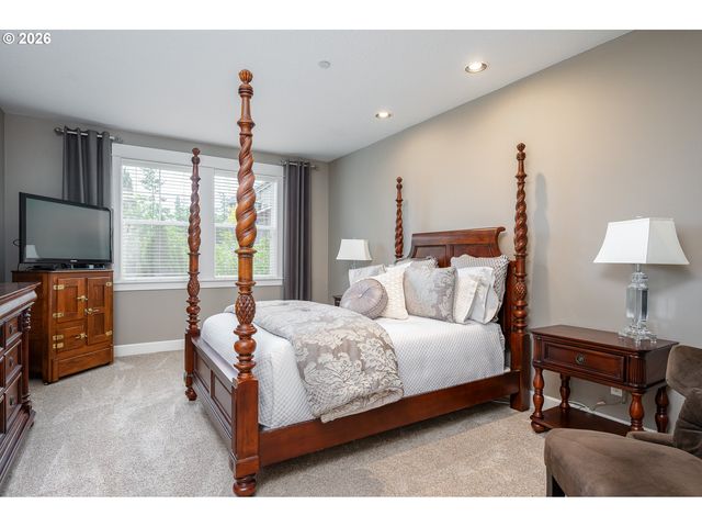 10059 Se BRISTOL Loop, Happy Valley, OR 97086