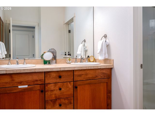 10059 Se BRISTOL Loop, Happy Valley, OR 97086
