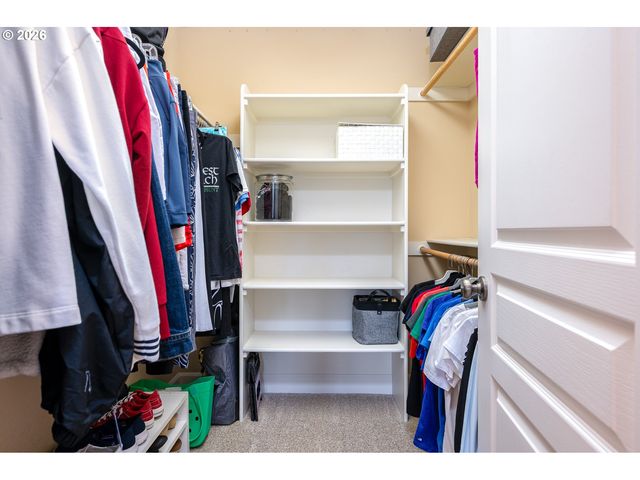 10059 Se BRISTOL Loop, Happy Valley, OR 97086
