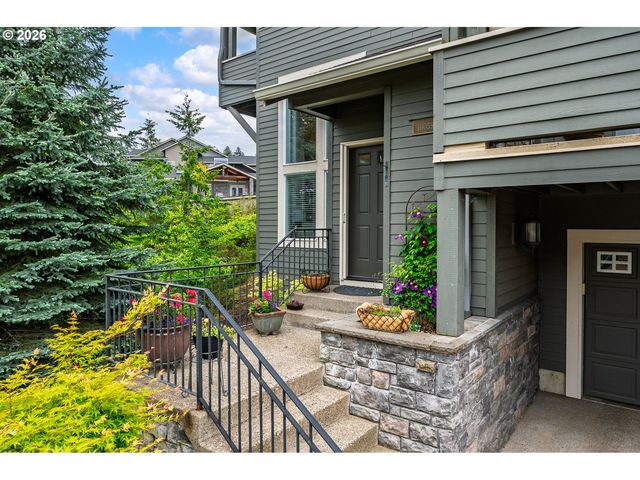 10059 Se BRISTOL Loop, Happy Valley, OR 97086