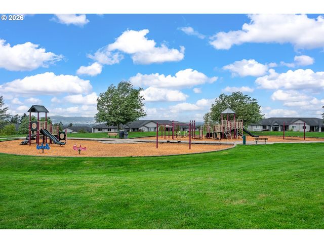 10059 Se BRISTOL Loop, Happy Valley, OR 97086