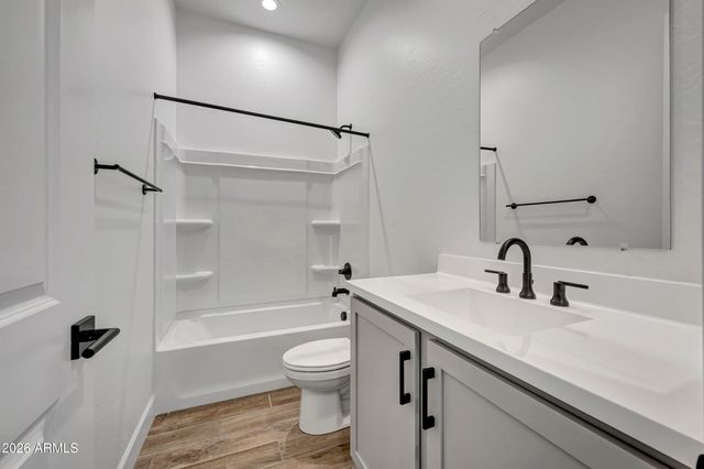 2409 E AMFISSA Drive, San Tan Valley, AZ 85140