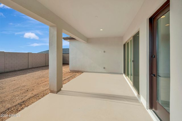 2409 E AMFISSA Drive, San Tan Valley, AZ 85140