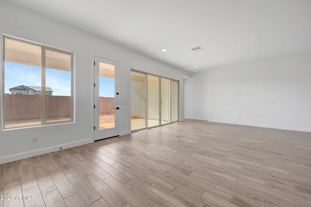 2409 E AMFISSA Drive, San Tan Valley, AZ 85140