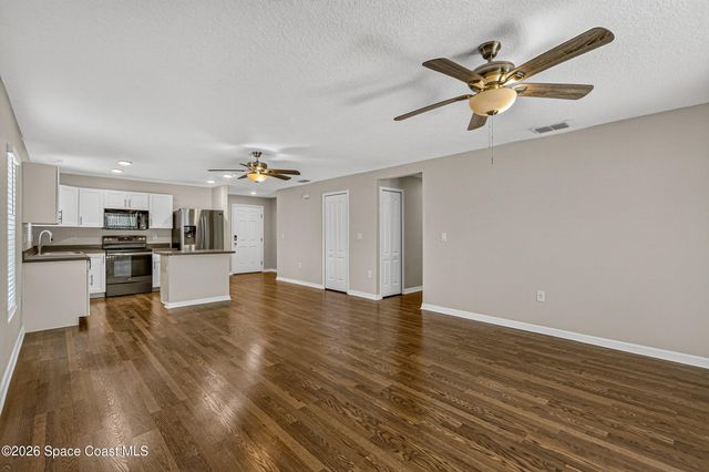 730 Scott Avenue SW, Palm Bay, FL 32908