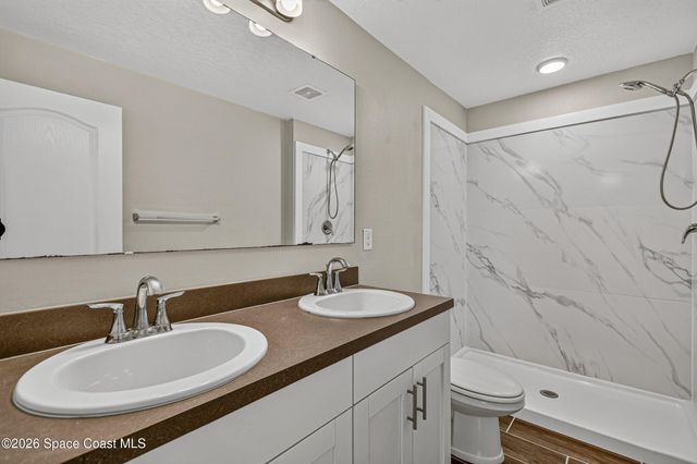 730 Scott Avenue SW, Palm Bay, FL 32908