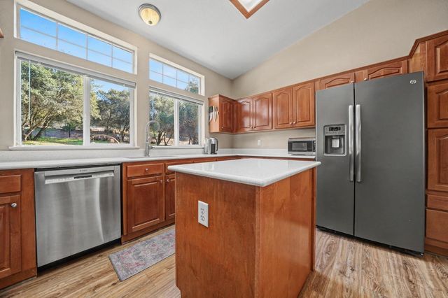 4381 Lombardi Dr, Mokelumne Hill, CA 95245