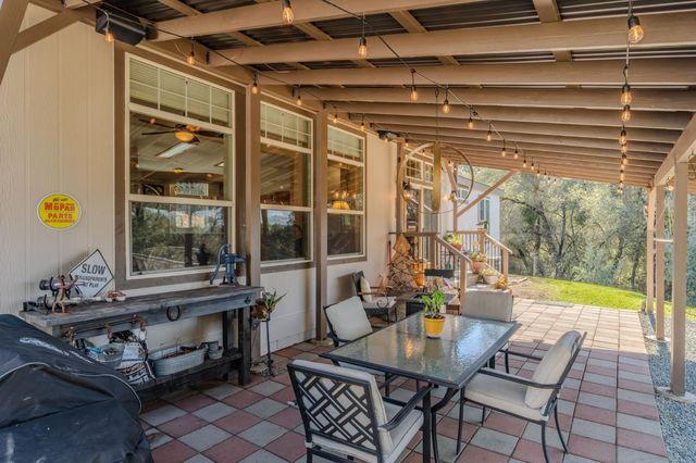 4381 Lombardi Dr, Mokelumne Hill, CA 95245