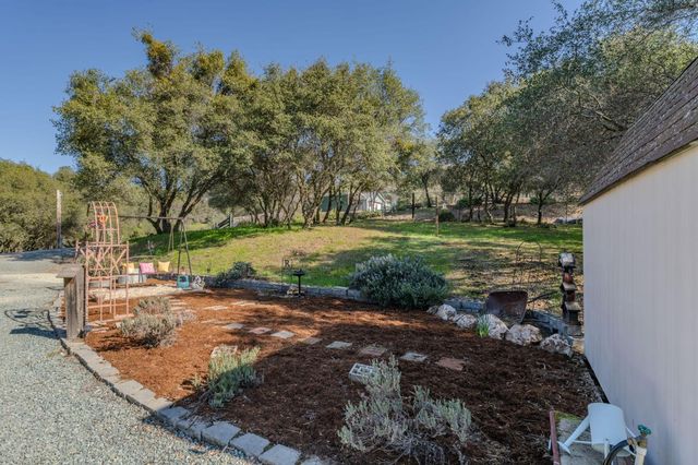4381 Lombardi Dr, Mokelumne Hill, CA 95245