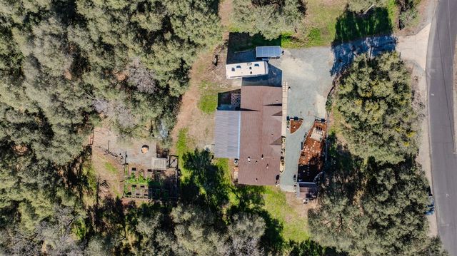 4381 Lombardi Dr, Mokelumne Hill, CA 95245