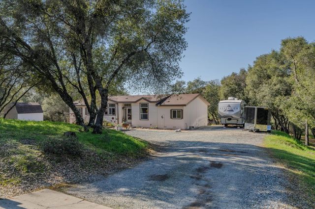 4381 Lombardi Dr, Mokelumne Hill, CA 95245
