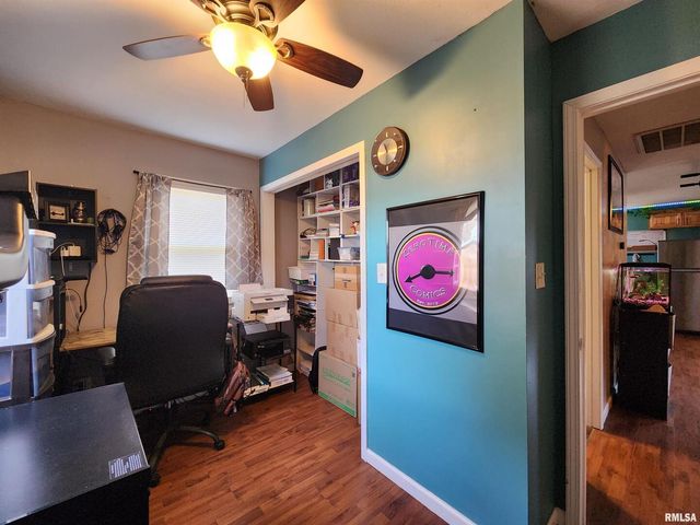 201 LINDSEY Avenue, Metropolis, IL 62960