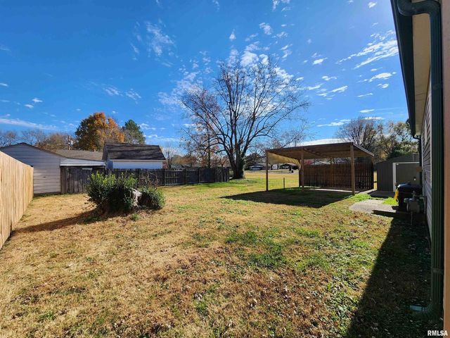 201 LINDSEY Avenue, Metropolis, IL 62960