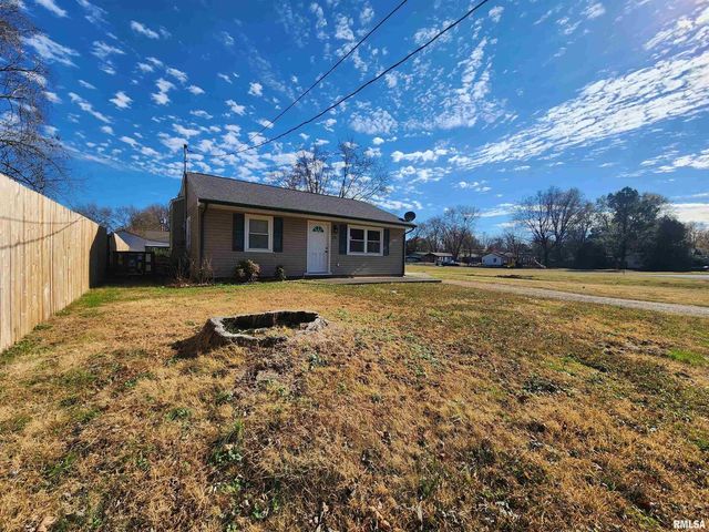 201 LINDSEY Avenue, Metropolis, IL 62960