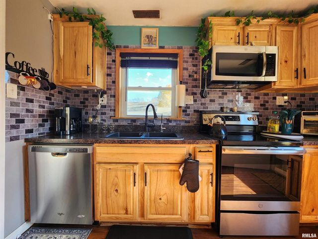 201 LINDSEY Avenue, Metropolis, IL 62960