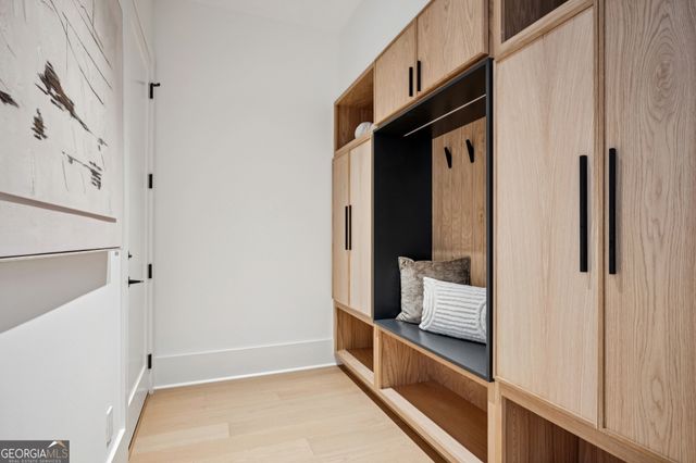 1253 Mayfair Drive NE, Brookhaven, GA 30324