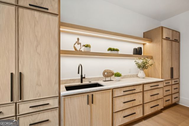 1253 Mayfair Drive NE, Brookhaven, GA 30324