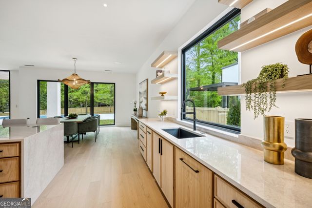 1253 Mayfair Drive NE, Brookhaven, GA 30324