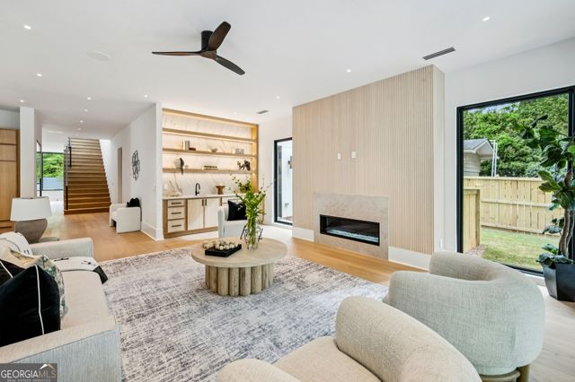 1253 Mayfair Drive NE, Brookhaven, GA 30324