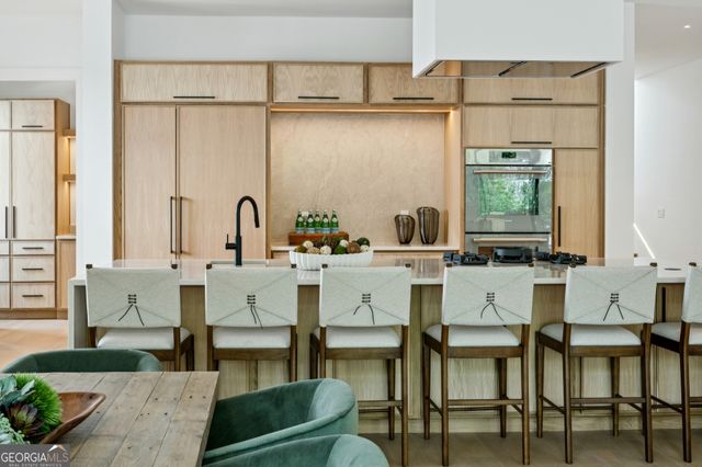 1253 Mayfair Drive NE, Brookhaven, GA 30324