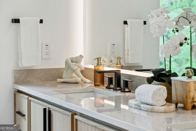 1253 Mayfair Drive NE, Brookhaven, GA 30324