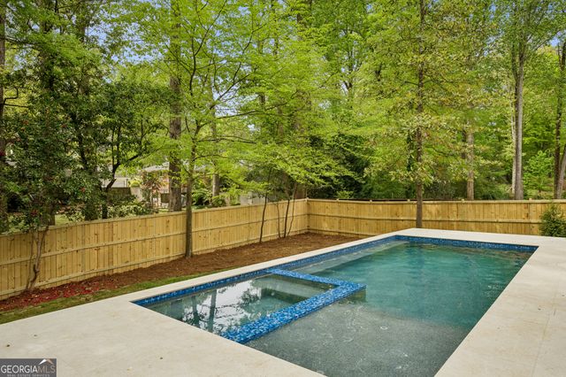 1253 Mayfair Drive NE, Brookhaven, GA 30324