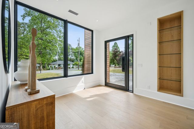 1253 Mayfair Drive NE, Brookhaven, GA 30324