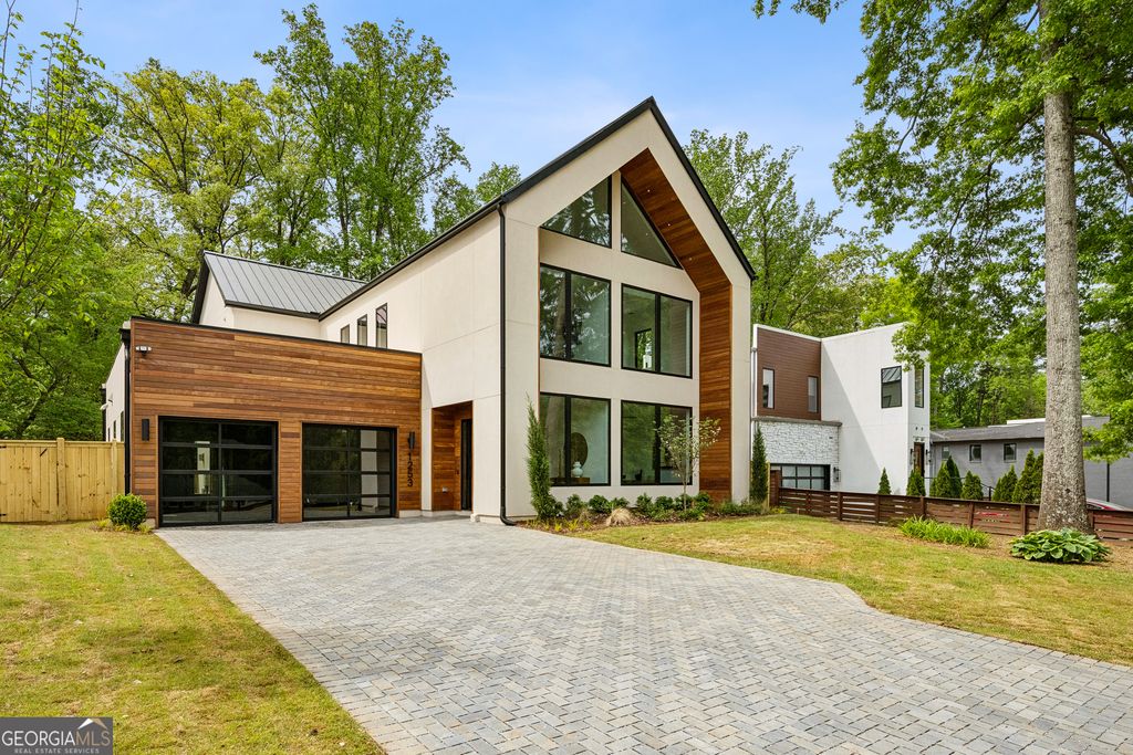 1253 Mayfair Drive NE, Brookhaven, GA 30324