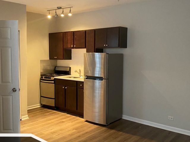 1627 N Humboldt Boulevard 1D, Chicago, IL 60647