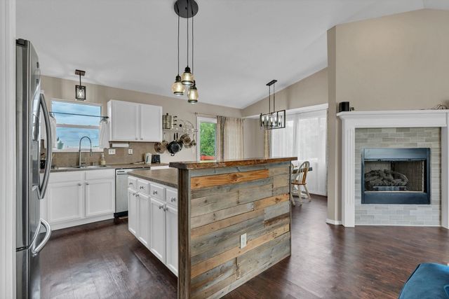6975 N Wendell St, Park City, KS 67219