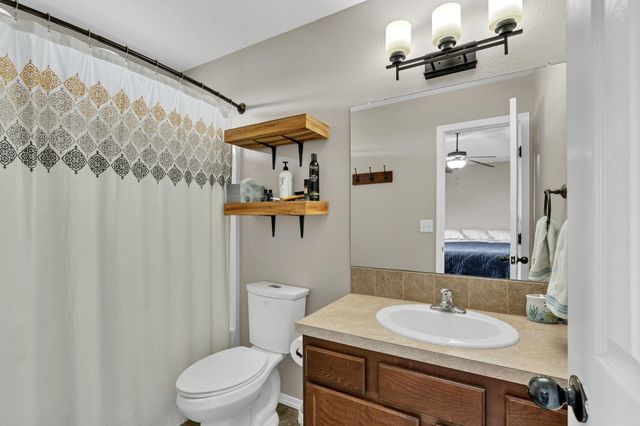 6975 N Wendell St, Park City, KS 67219