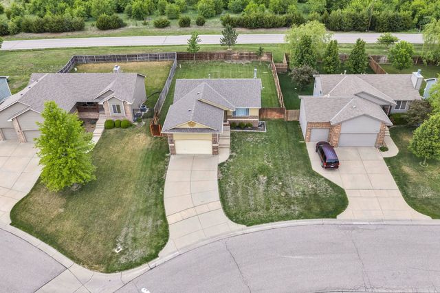 6975 N Wendell St, Park City, KS 67219